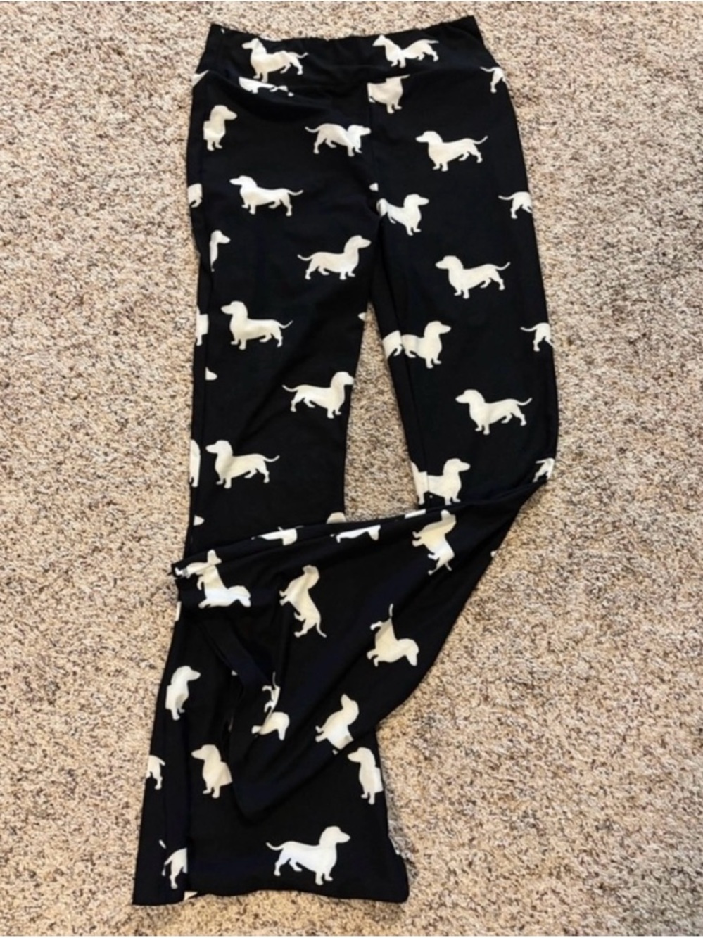 Ladies Black and Cream Dachshund Print Leggings
